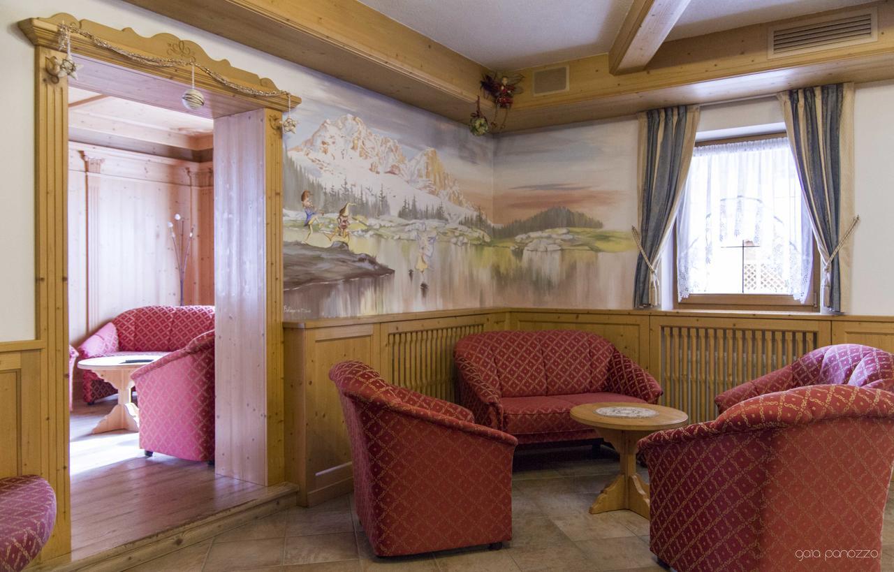 Hotel Genzianella Ziano Di Fiemme Luaran gambar