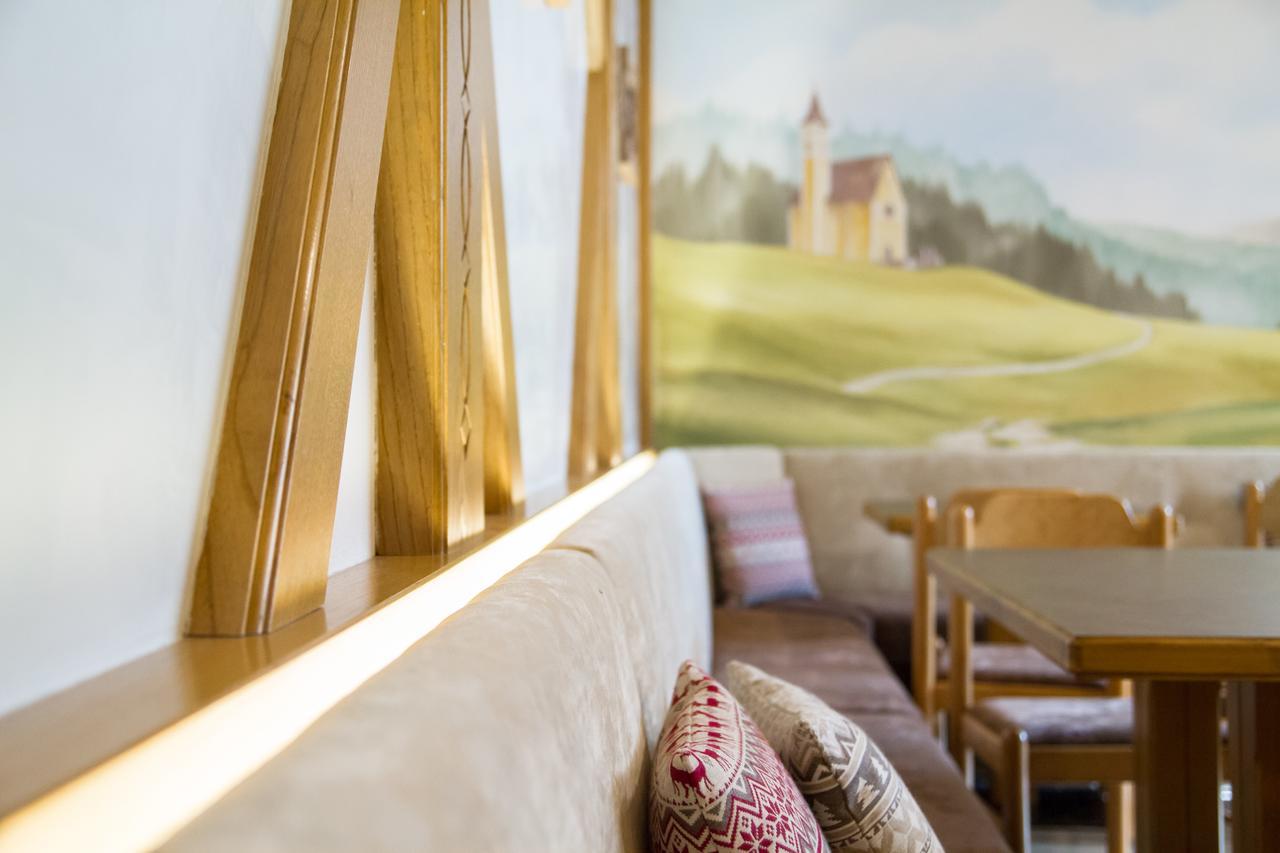 Hotel Genzianella Ziano Di Fiemme Luaran gambar